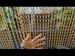 Decoração de cortina de porta ou janela de cadeia de gancho azul com tela de mosca de cadeia