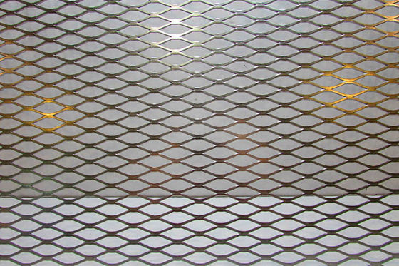 Metal expandido aplainado Mesh For Furniture, cercos de proteção, suporte da exposição, protetores, grade do assado