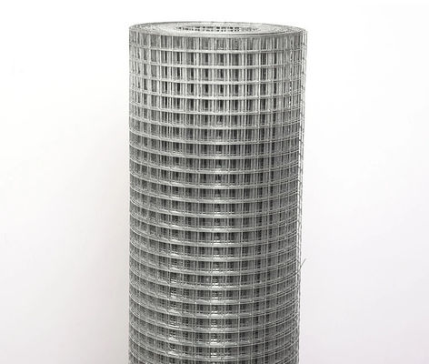 Cercas de cor prateada 2*2cm Galvanizado de malha de arame soldado rolos de aço carbono