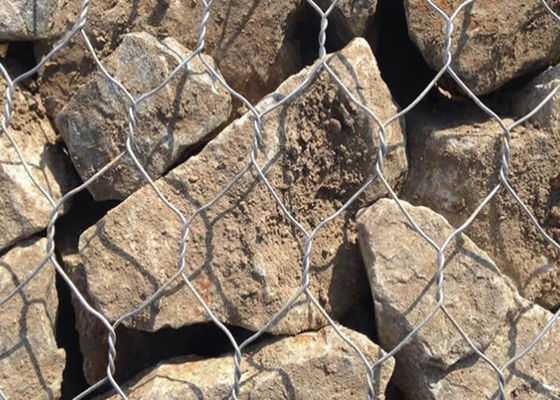 Gabion Basket Hexagonal Woven Wire Mesh Para Carregamento de Pedra Para Bancos De Proteção de Pendas Pavimentação Rodoviária