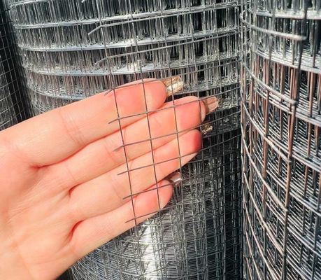 PVC revestido de alumínio liga de malha de soldagem de arame para soldagem de precisão comprimento de gama 5-50m