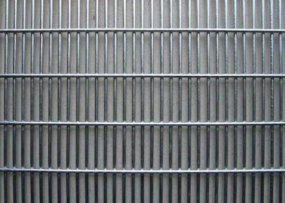 Cerca de Segurança de Arame Soldado Calibre 4-11 Alta Rigidez Anti-Corrosão