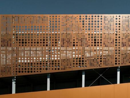 Material leve e forte ideal para filtragem de ventilação e barreiras de proteção