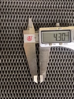Correia transportadora de metal para cargas pesadas, tecelagem balanceada, aço carbono, fio 1.6mm 18A, passo da haste 5mm, auto-rastreamento 4.3mm
